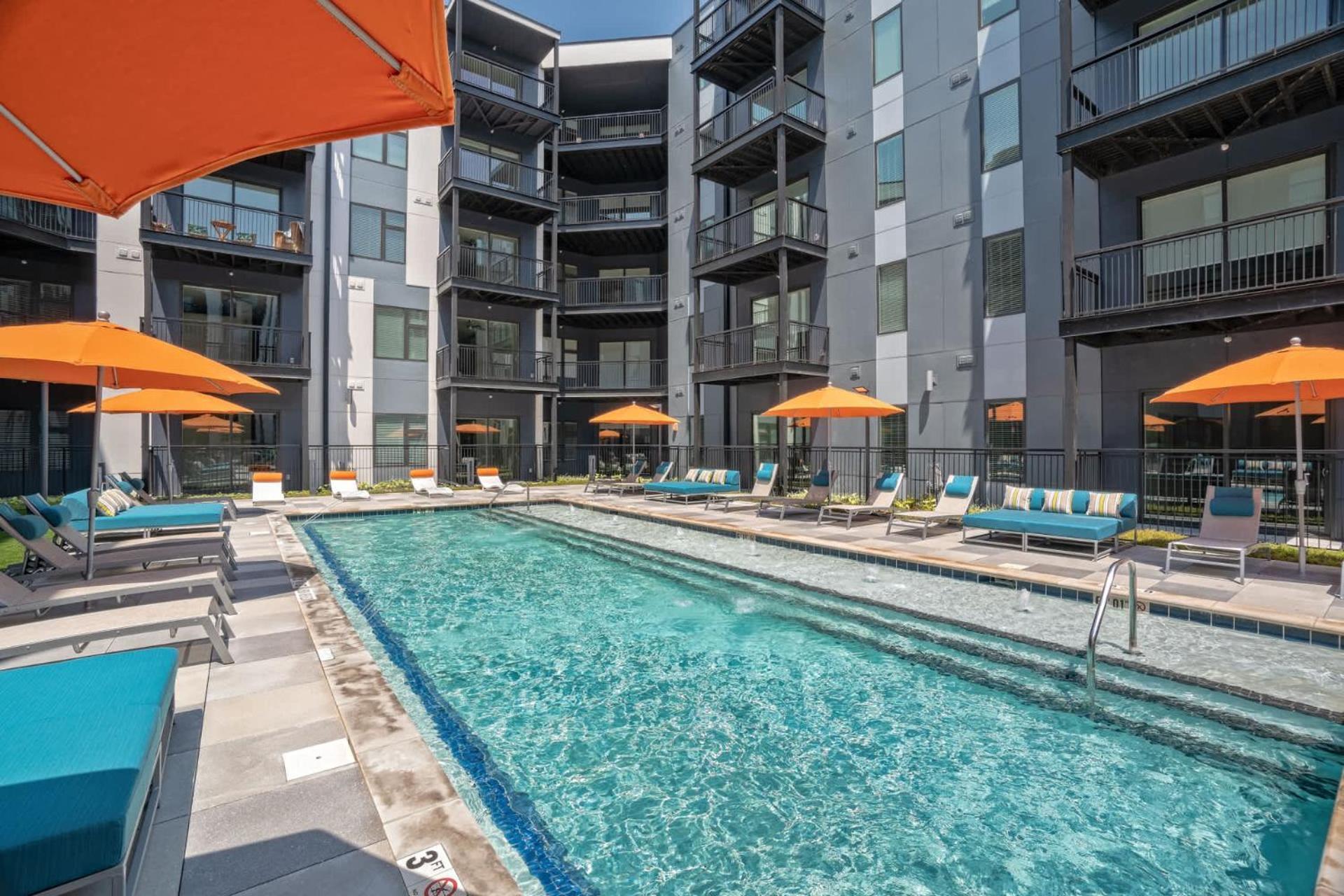 Modern Nulu 2Br Cozysuites 01 Louisville Bagian luar foto